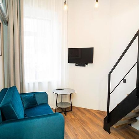 Teeny Tiny Lofts In Center Каунас Екстериор снимка